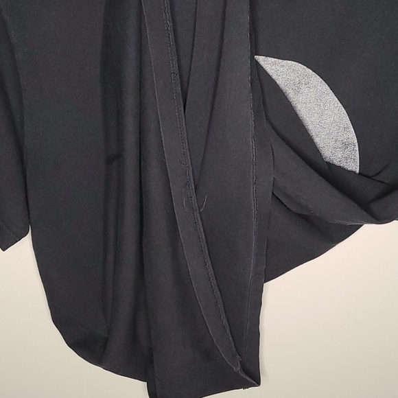 True Religion T-Shirt - Picture 5 of 5